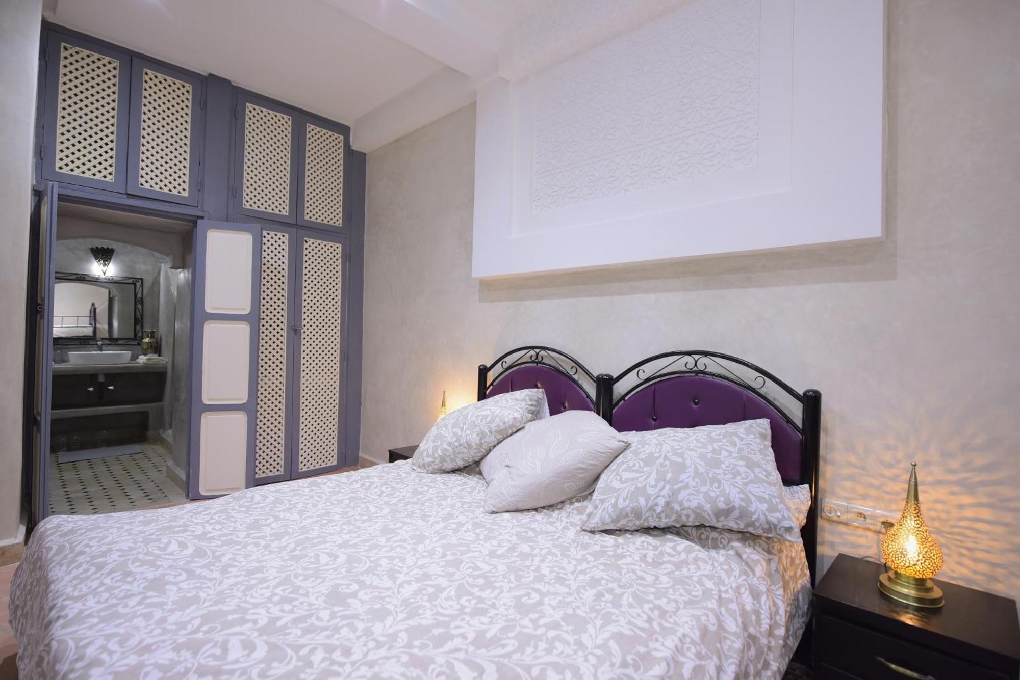 "Kasbah De Jade", Maison D'Hotes Avec Piscine Chauffee, Jacuzzi, Service Hotelier, Exclusivite Possible ! Marrakesh Exterior foto