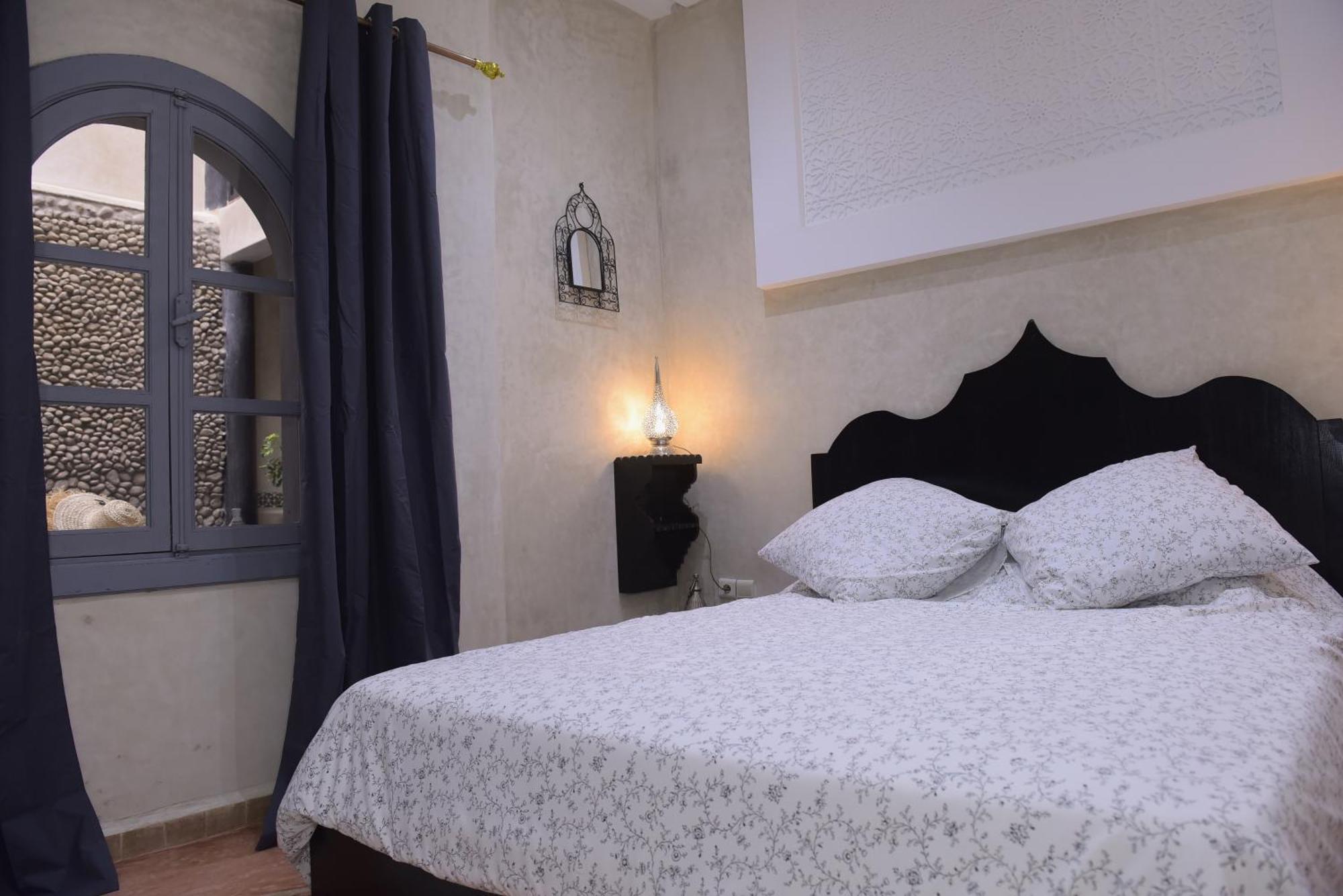 "Kasbah De Jade", Maison D'Hotes Avec Piscine Chauffee, Jacuzzi, Service Hotelier, Exclusivite Possible ! Marrakesh Exterior foto