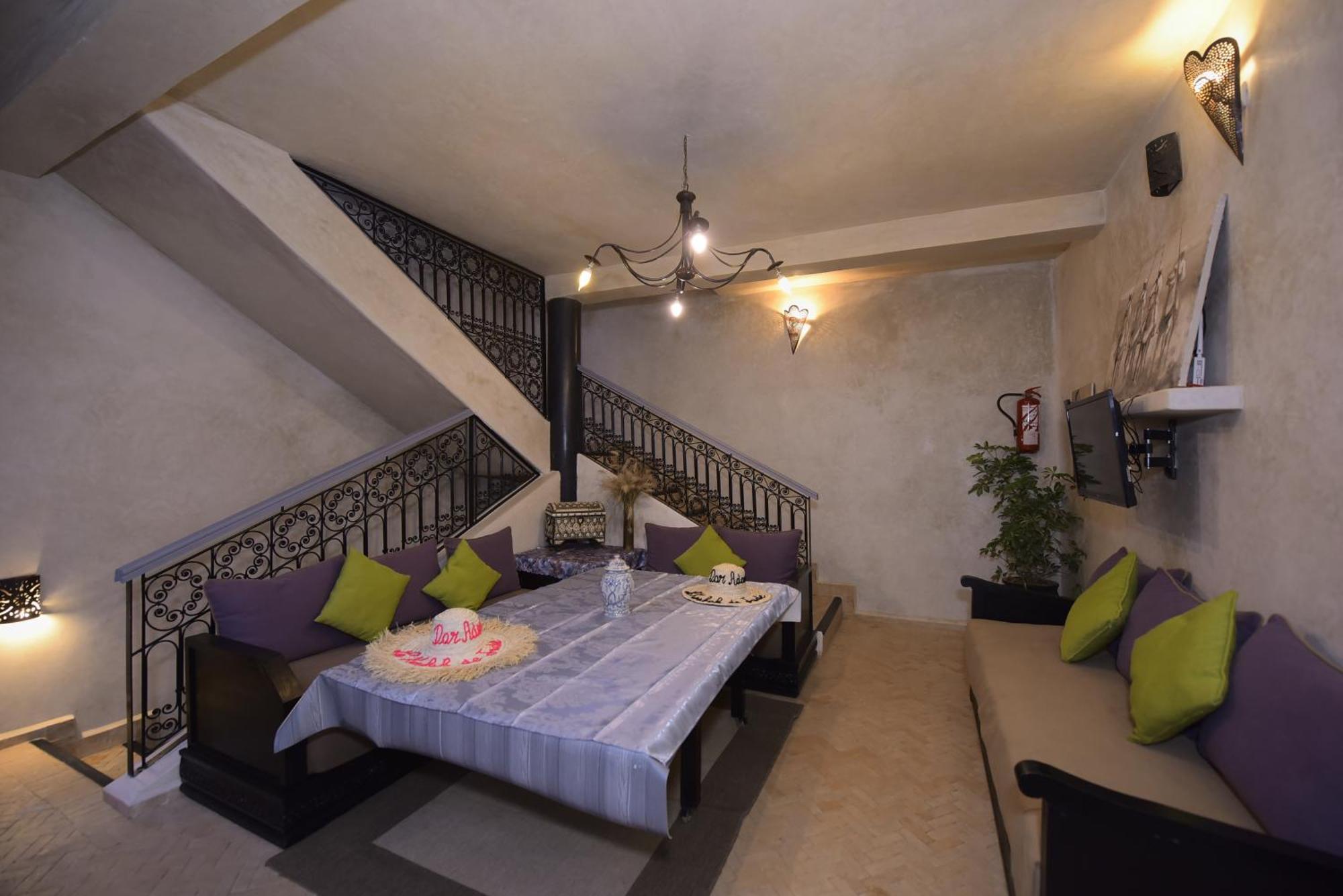 "Kasbah De Jade", Maison D'Hotes Avec Piscine Chauffee, Jacuzzi, Service Hotelier, Exclusivite Possible ! Marrakesh Exterior foto
