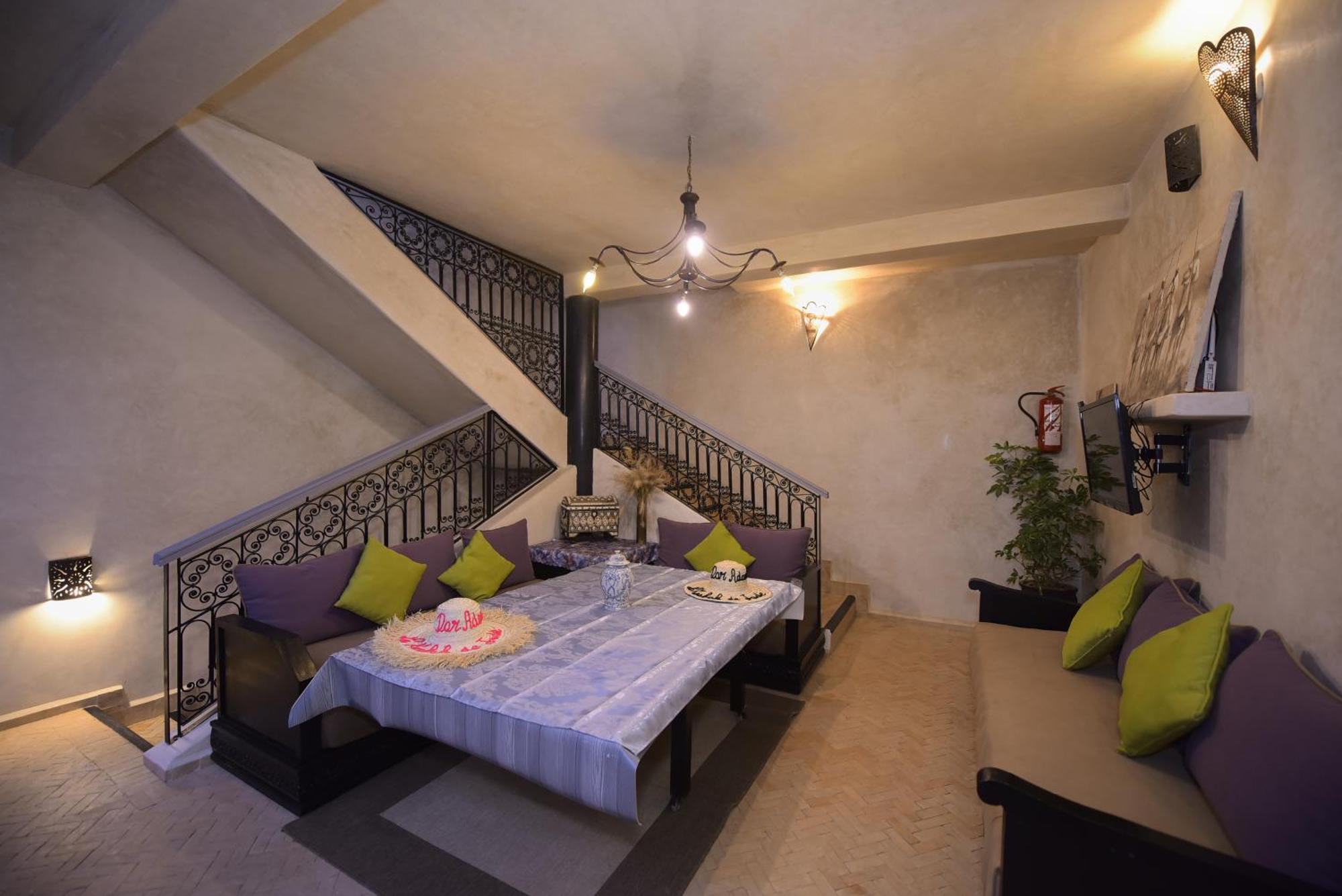 "Kasbah De Jade", Maison D'Hotes Avec Piscine Chauffee, Jacuzzi, Service Hotelier, Exclusivite Possible ! Marrakesh Exterior foto