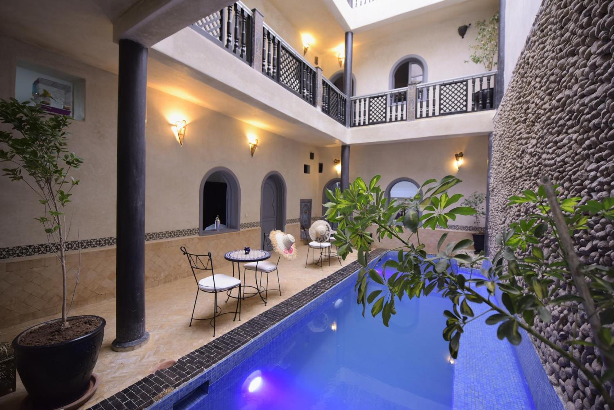 "Kasbah De Jade", Maison D'Hotes Avec Piscine Chauffee, Jacuzzi, Service Hotelier, Exclusivite Possible ! Marrakesh Exterior foto